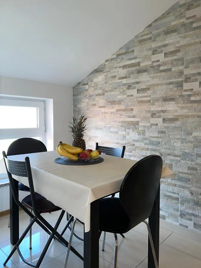 Apartment Brigita Lopar